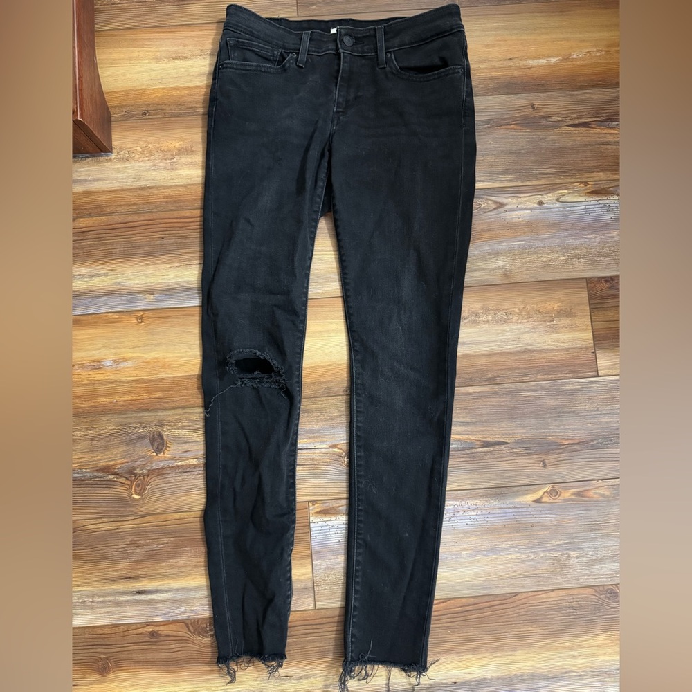 Black Skinny Jeans